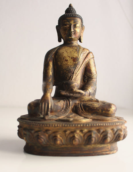 Shakyamuni Antiqued 8 inch Statue